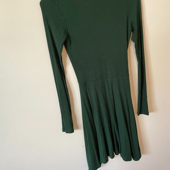 Faux Wrap Dresses 2for1 - Picture 4 of 8